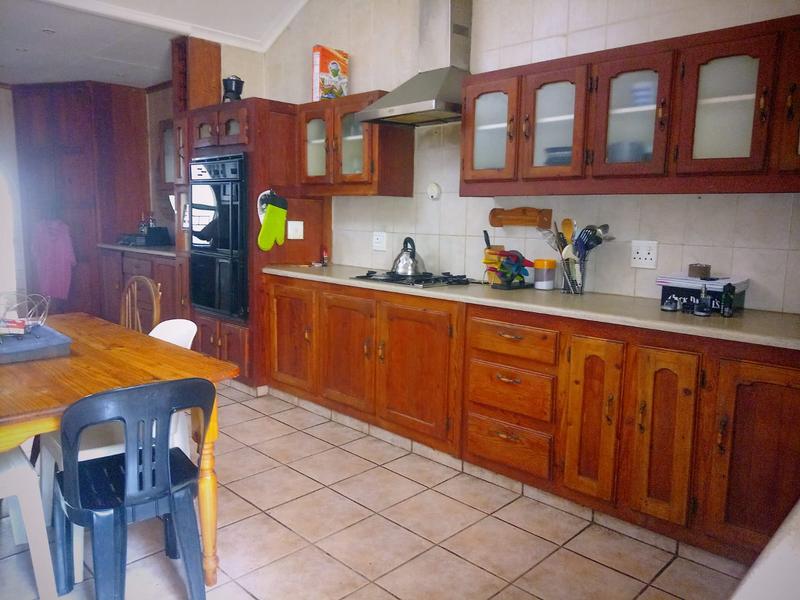 4 Bedroom Property for Sale in Ifafi North West
